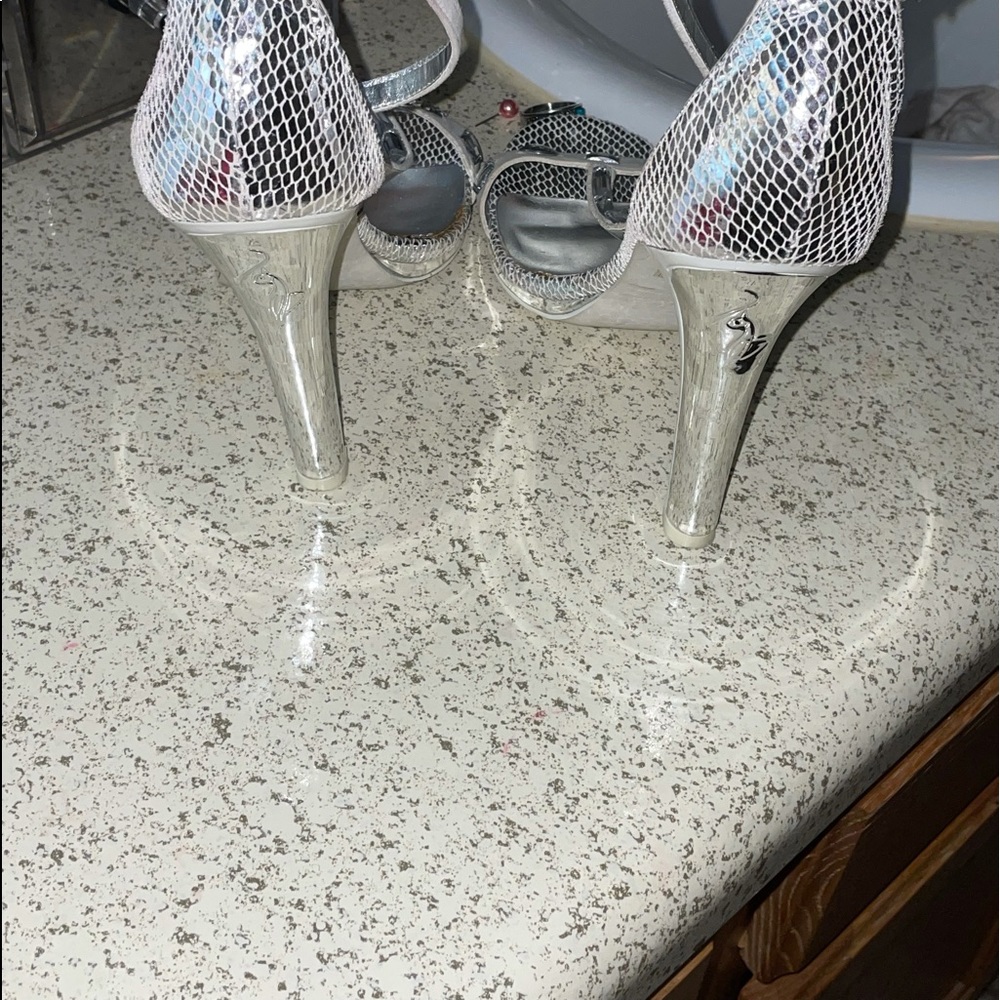 Very nice bling dress shoes